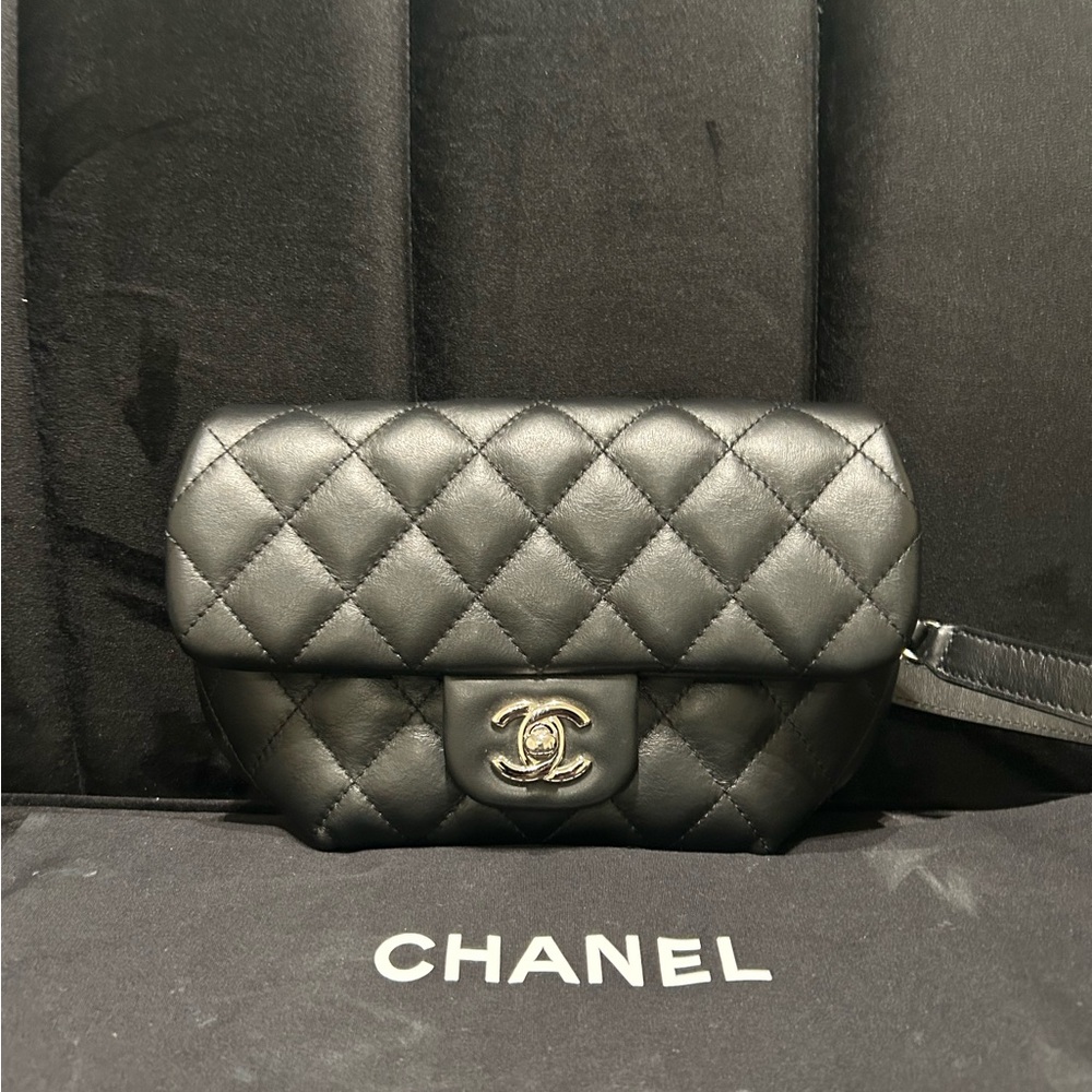 ❤️ CHANEL adjustable waist bag